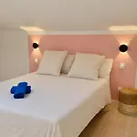Zen Dans Avec Piscine Interieure Et Jardin Ventenac-Cabardes