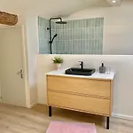 Zen Dans Avec Piscine Interieure Et Jardin Отель типа 