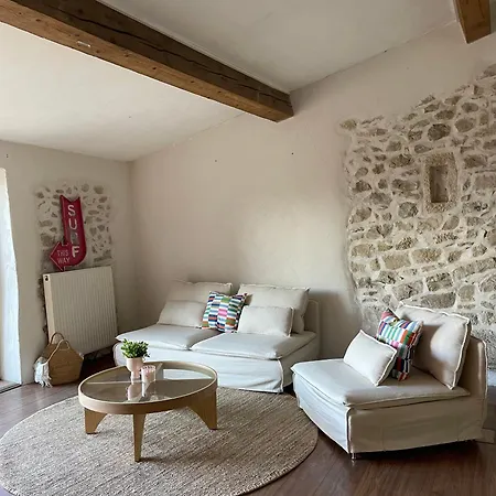 Zen Dans Avec Piscine Interieure Et Jardin فندق مبيت وإفطار 3*